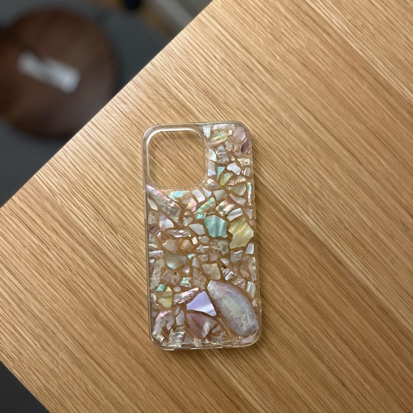 iPhone 13 Pro cover / case iridescent shells / seashells - Picture 3 of 4